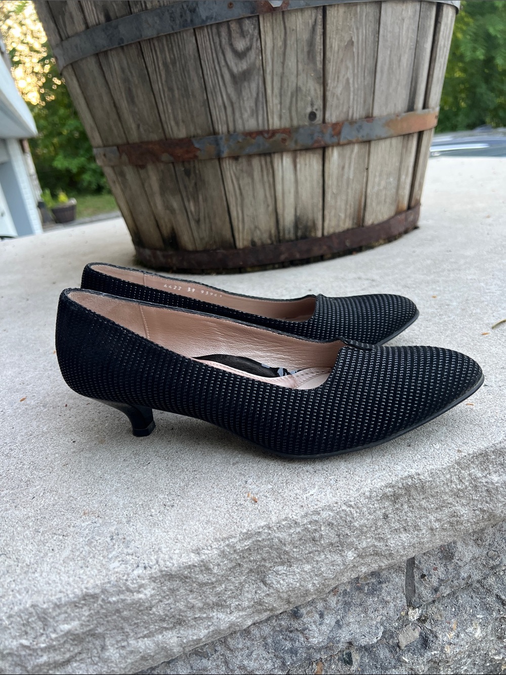 BeautiFeel Mystique Sparkle Pump in 
black size 8-8.5